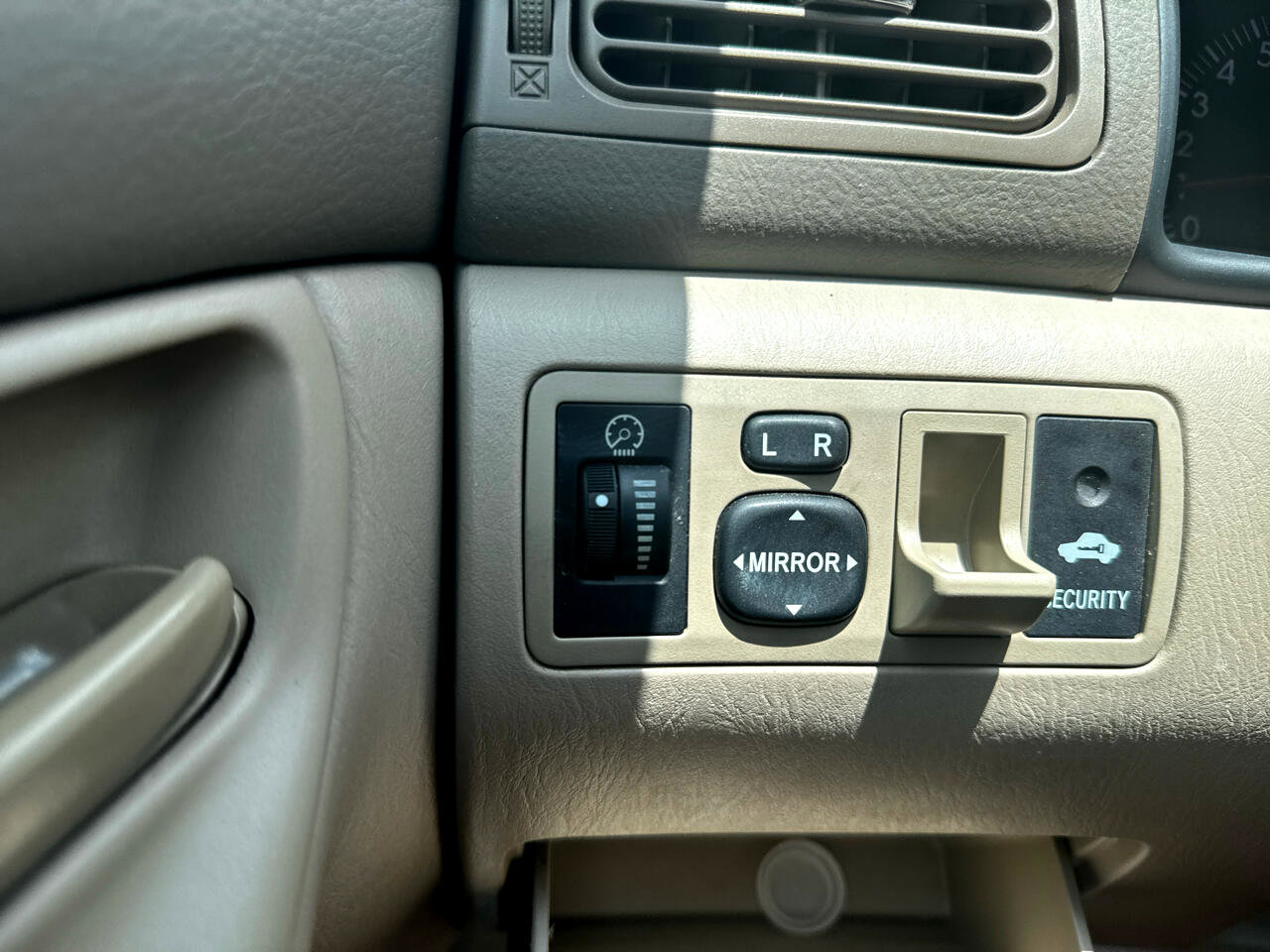 Used 2007 Toyota Corolla CE image 27