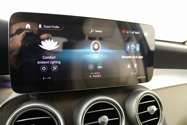 Used 2021 Mercedes-Benz GLC 300 4MATIC image 16