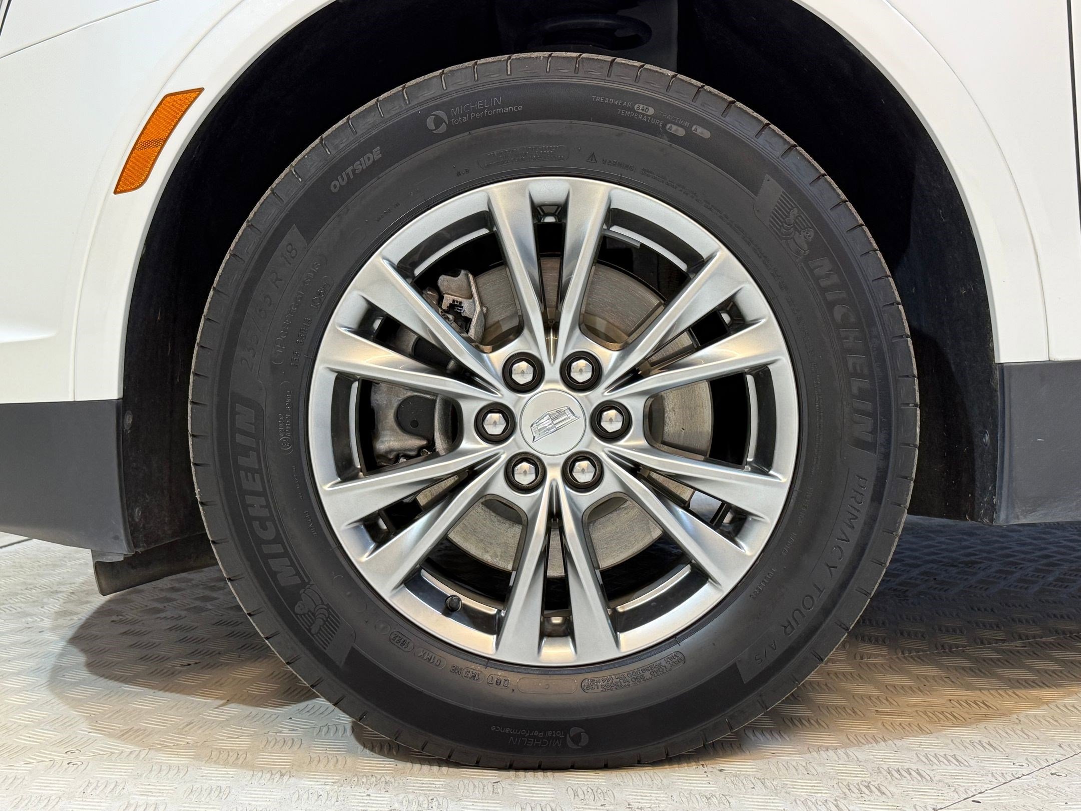 Certified 2023 Cadillac XT5 Premium Luxury image 12