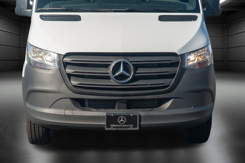 Used 2024 Mercedes-Benz Sprinter 2500 image 12