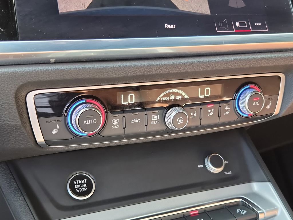 Used 2021 Audi Q3 2.0T Premium Plus w/ Premium Plus Package image 30