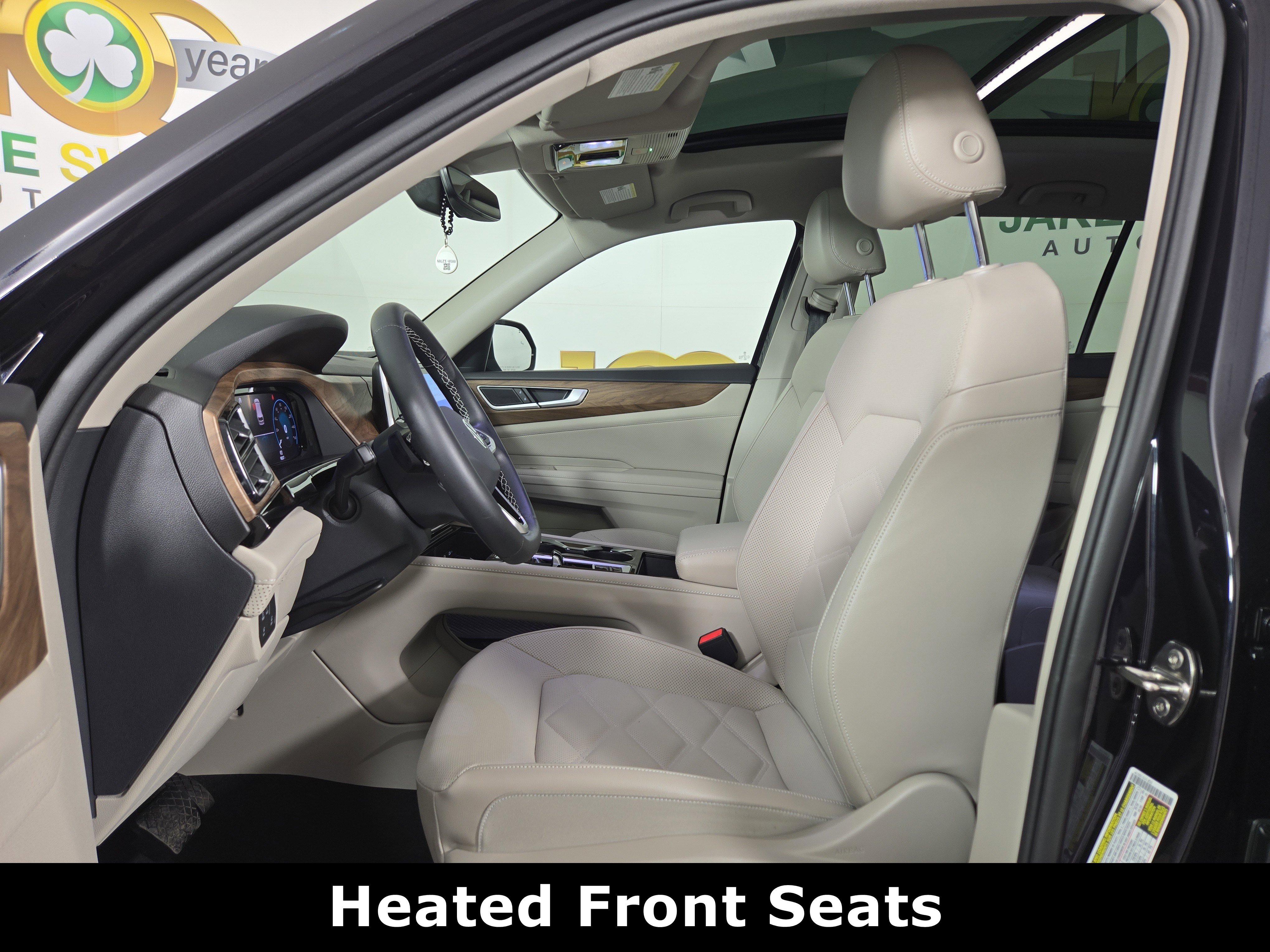 Used 2025 Volkswagen Atlas SE image 11