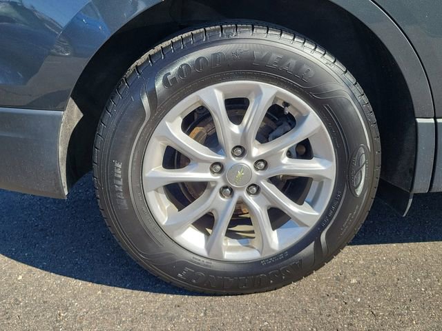 Used 2020 Chevrolet Equinox LT w/ Driver Convenience Package image 6