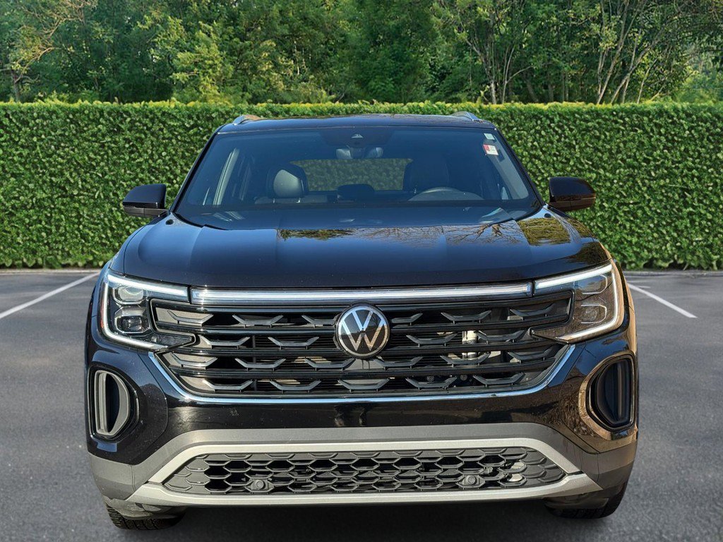Used 2024 Volkswagen Atlas Cross Sport SE image 7