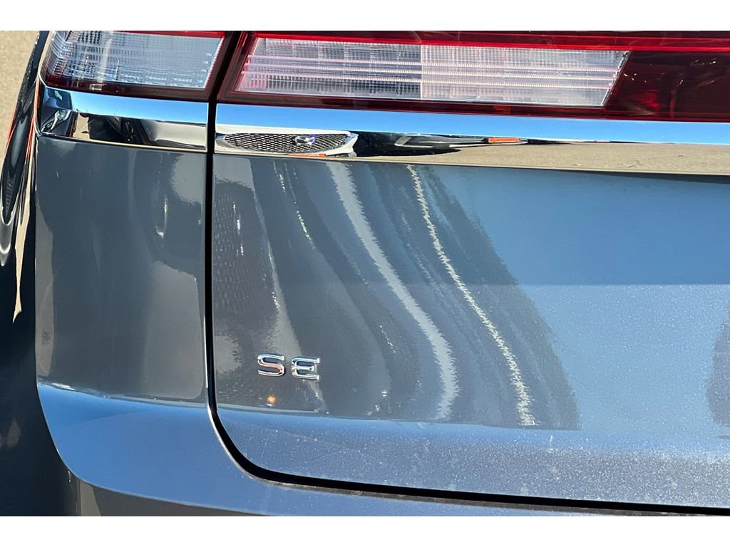 Used 2024 Volkswagen Atlas Cross Sport SE image 29