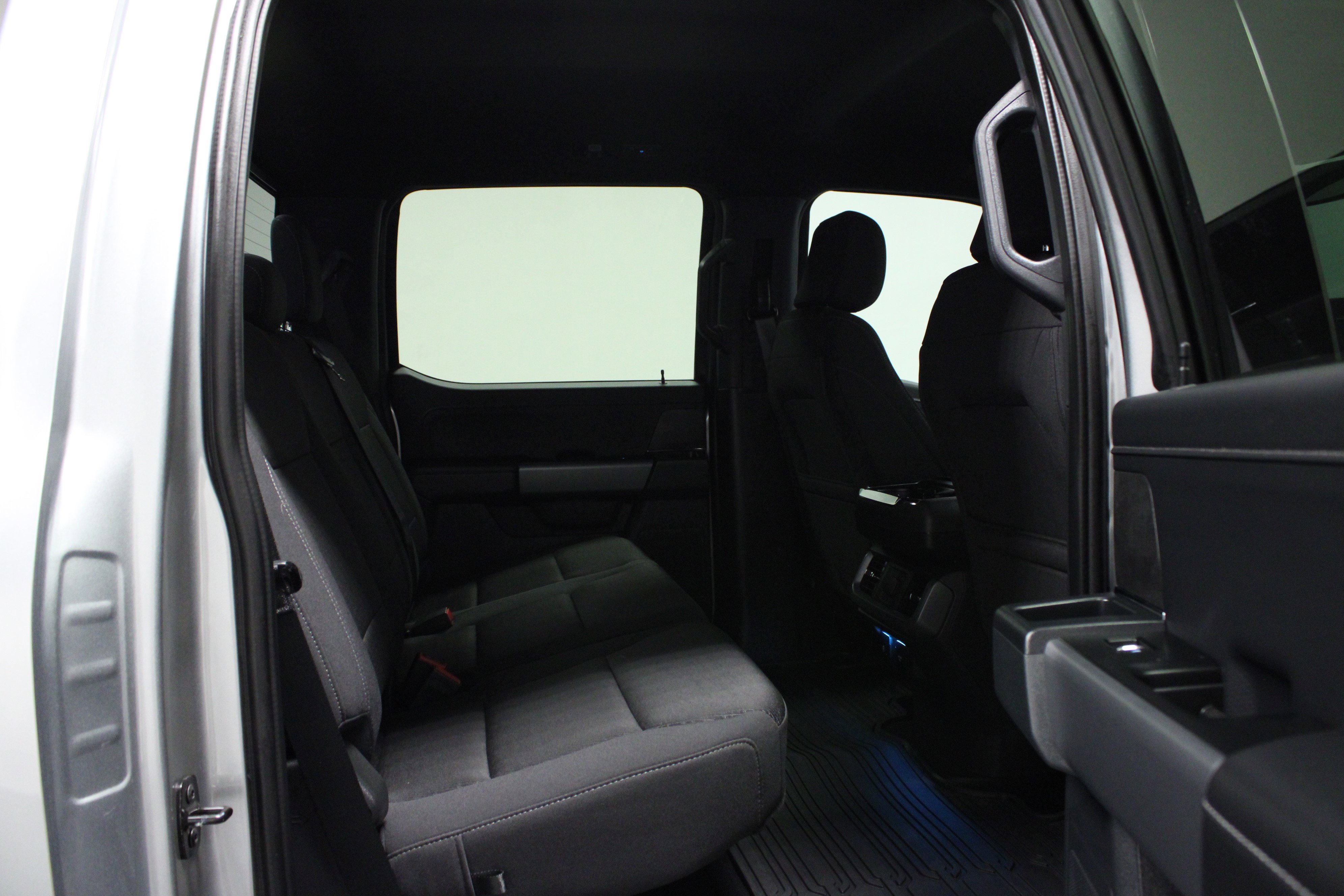 Used 2025 Ford F150 XLT w/ Equipment Group 302A MID image 15