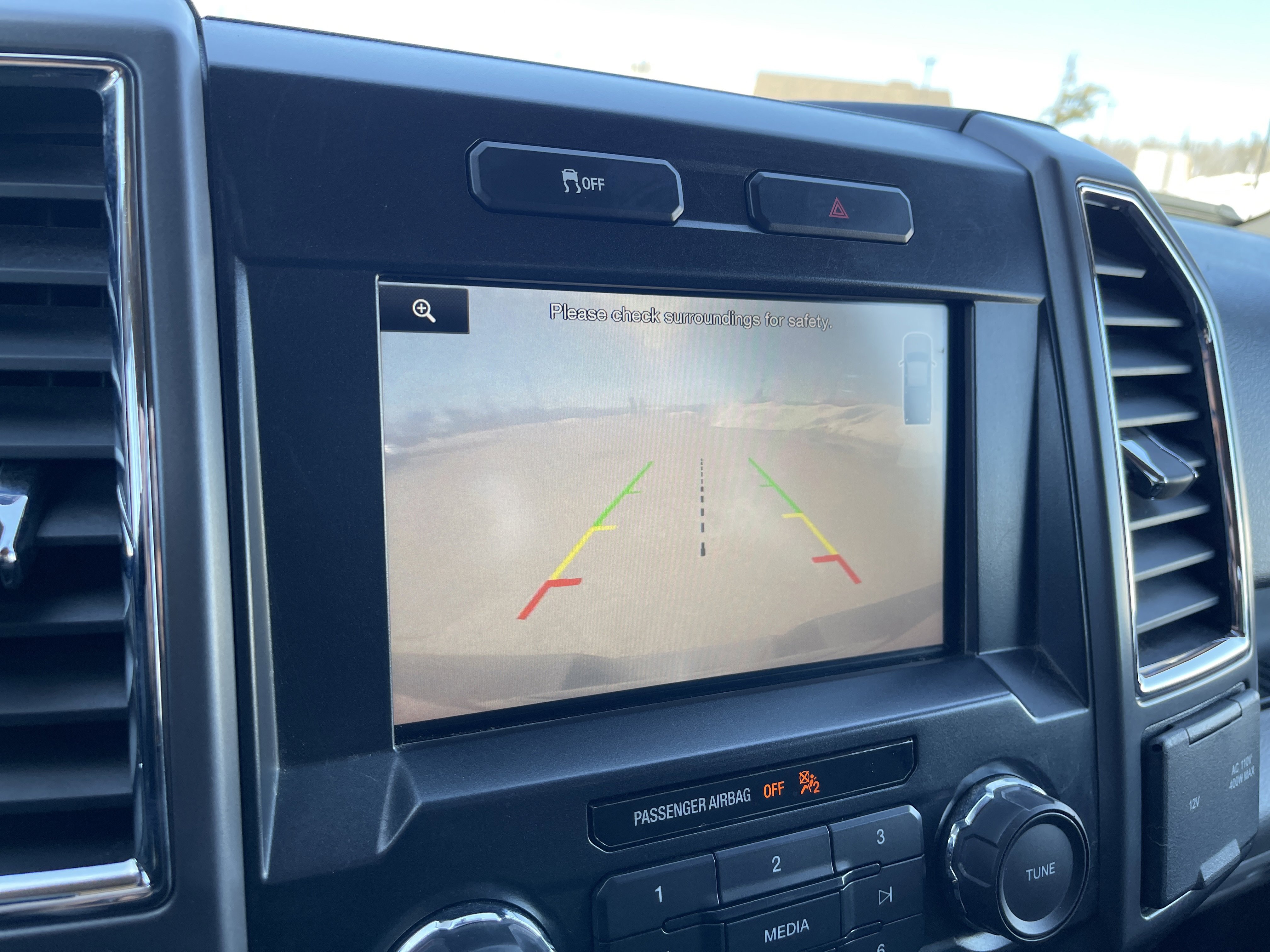 Used 2015 Ford F150 XLT w/ Equipment Group 302A Luxury image 18