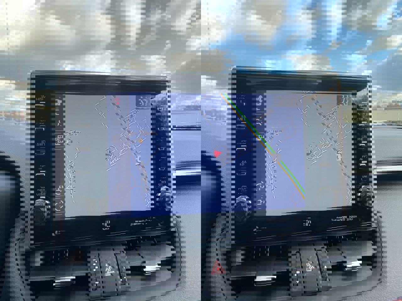 Used 2022 Toyota RAV4 XSE w/ Weather Package image 19