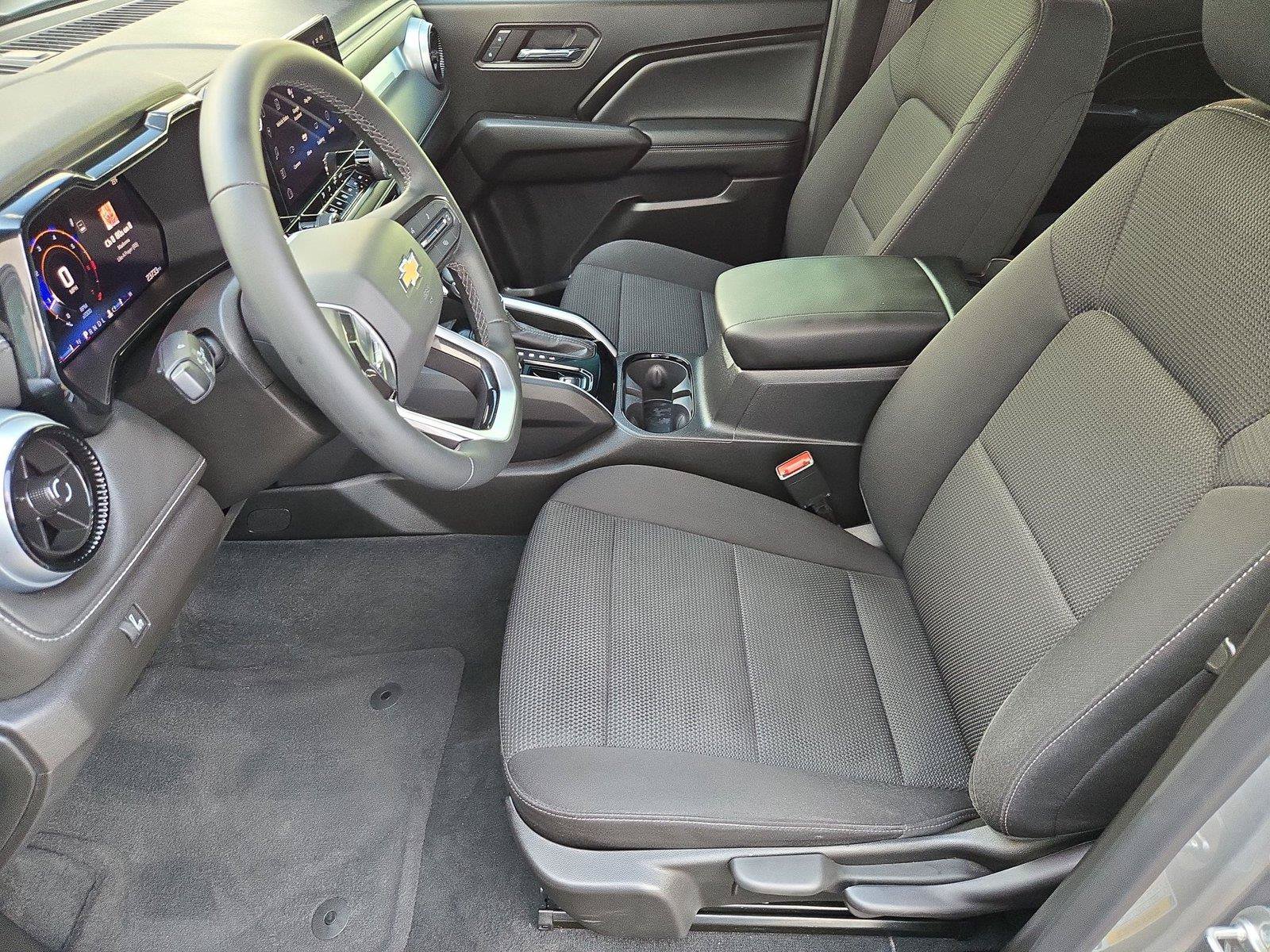 Used 2024 Chevrolet Colorado LT w/ LT Convenience Package RWD image 10