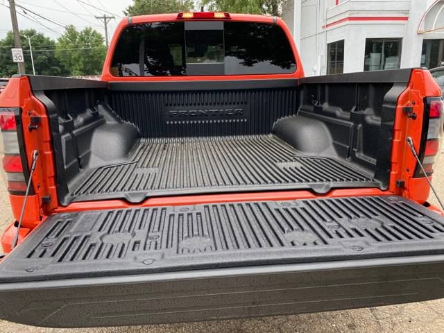 New 2025 Nissan Frontier PRO-4X w/ Tow Package image 22
