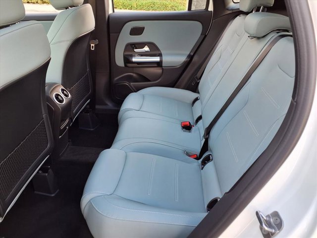 New 2026 Mercedes-Benz GLA 250 image 17