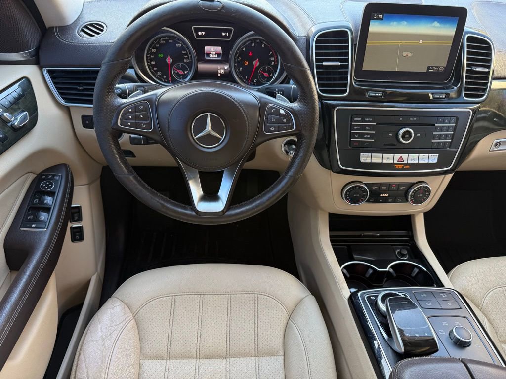 Used 2017 Mercedes-Benz GLS 450 GLS 450 image 10