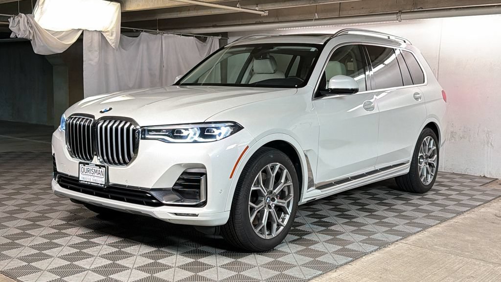 Used 2021 BMW X7 xDrive40i w/ Premium Package AWD/4WD image 3