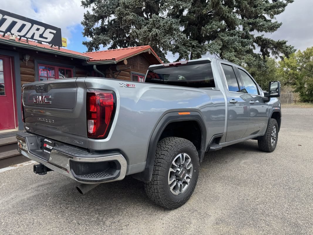Used 2024 GMC Sierra 2500 SLE AWD/4WD image 4
