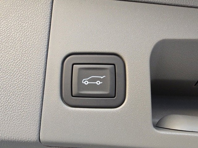 New 2025 Cadillac XT5 Premium Luxury w/ LPO, Floor Liner Package image 31