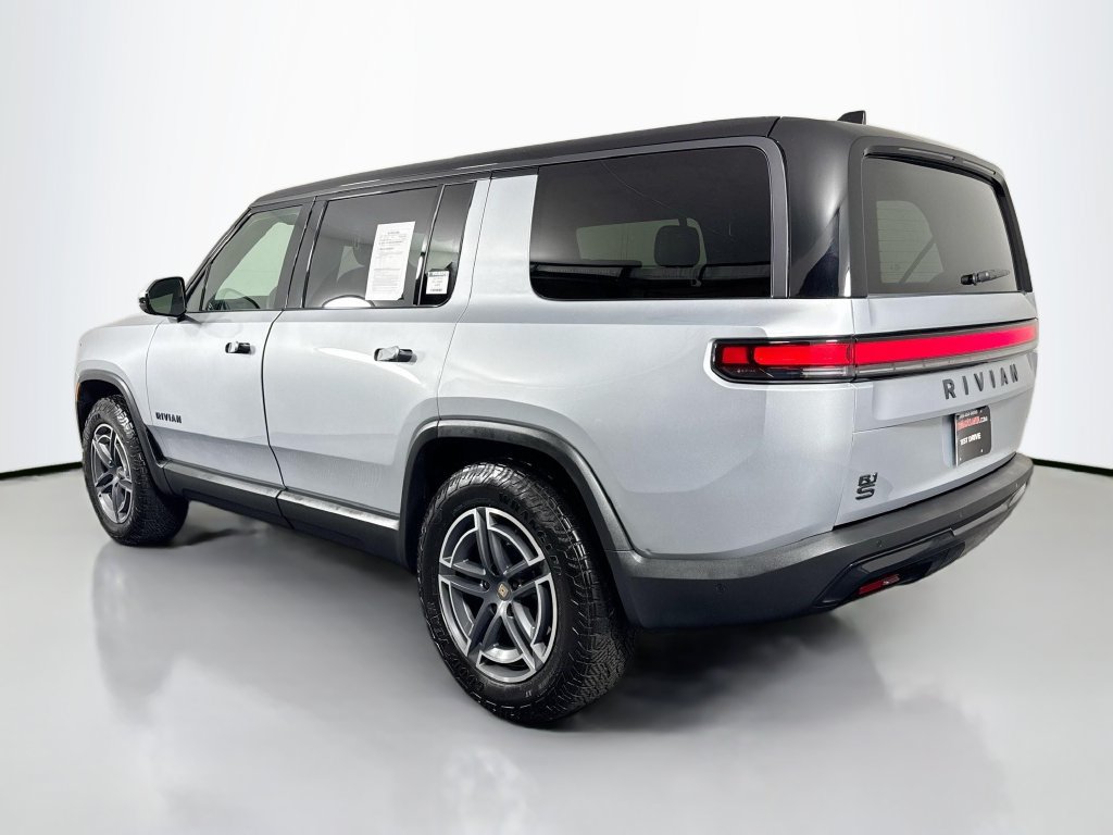 Used 2025 Rivian R1S Adventure Dual AWD/4WD image 7