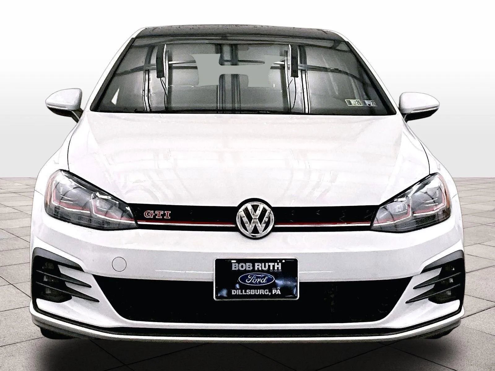 Used 2019 Volkswagen GTI SE FWD image 3