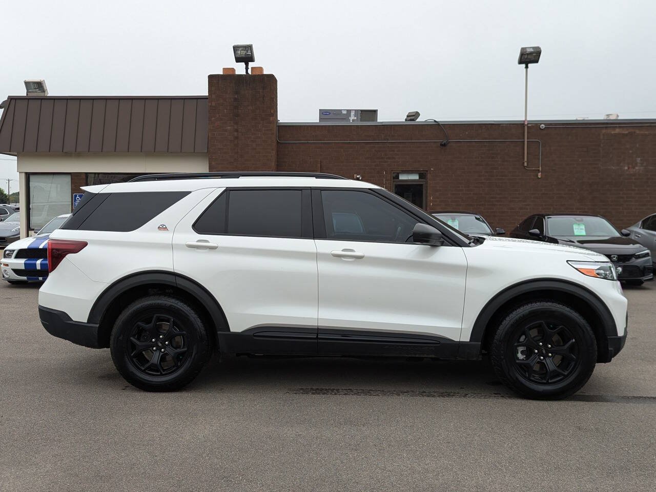Used 2021 Ford Explorer Timberline AWD/4WD image 3