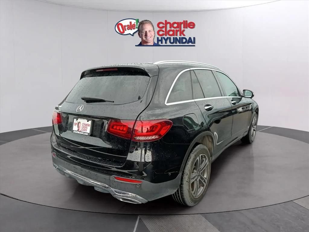 Used 2022 Mercedes-Benz GLC 300 image 3