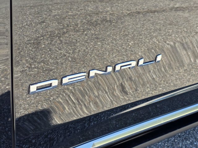 Used 2022 GMC Yukon XL Denali RWD image 46