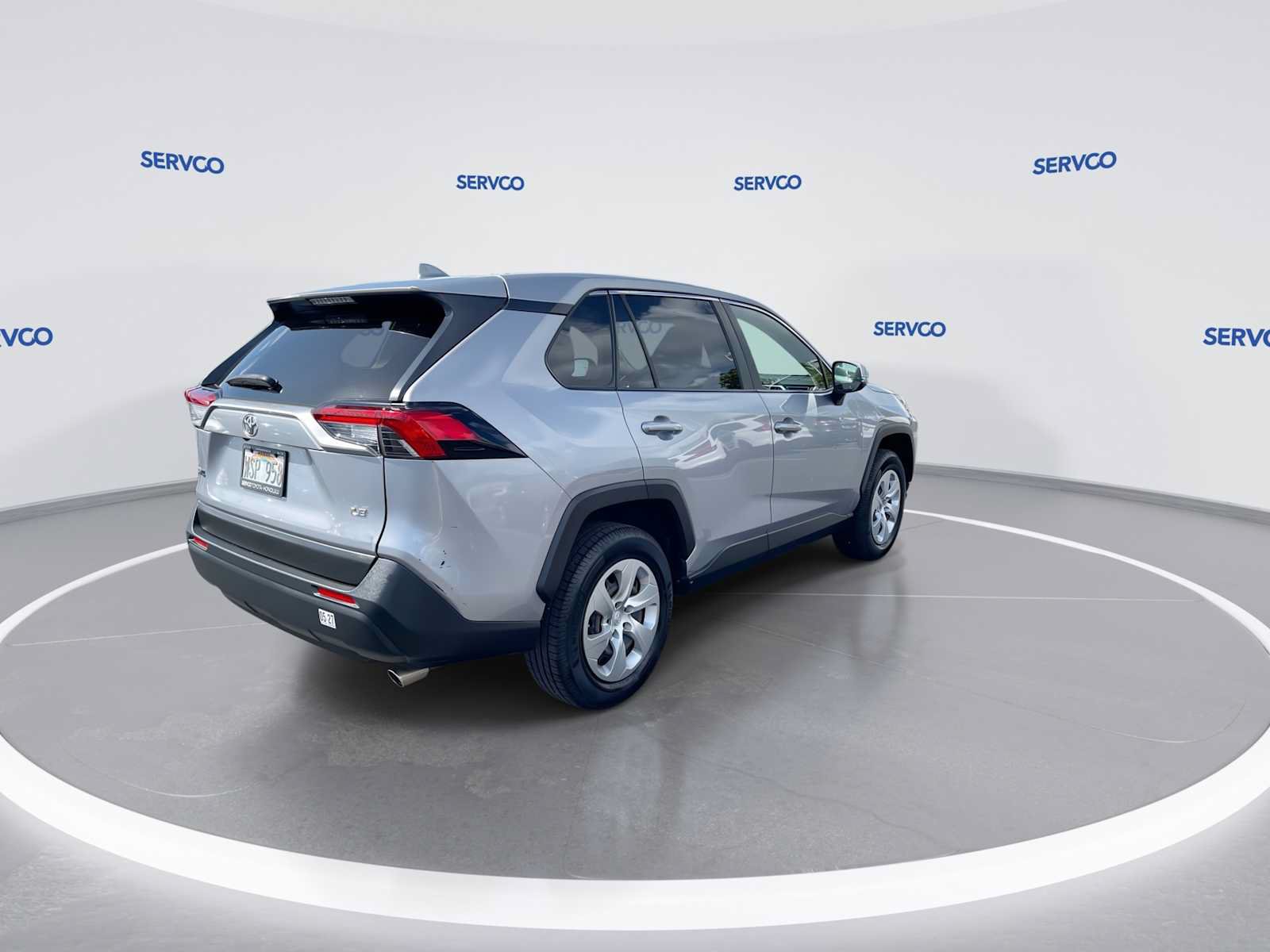 Used 2022 Toyota RAV4 LE FWD image 8