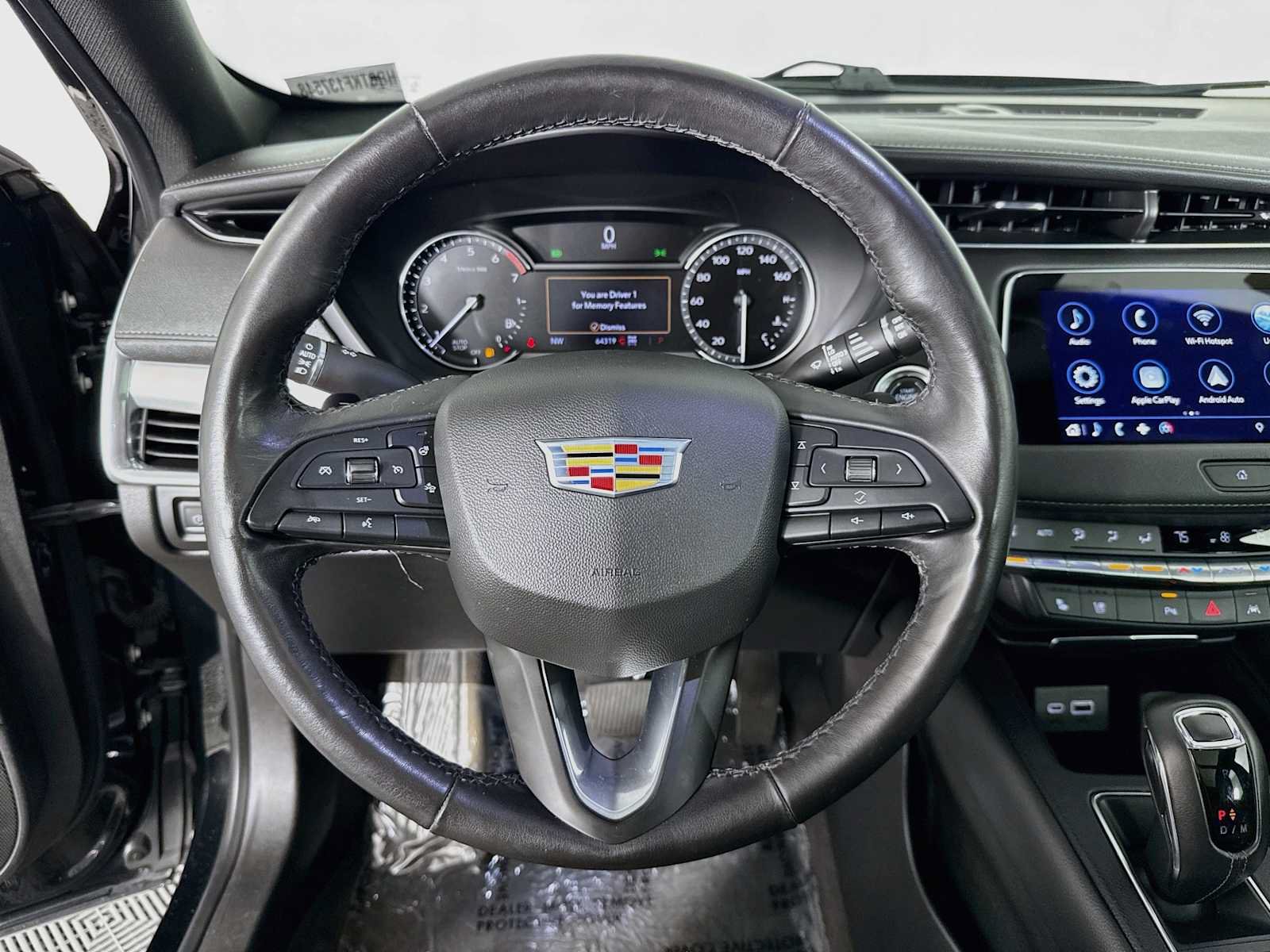 Used 2019 Cadillac XT4 Premium Luxury AWD/4WD image 11