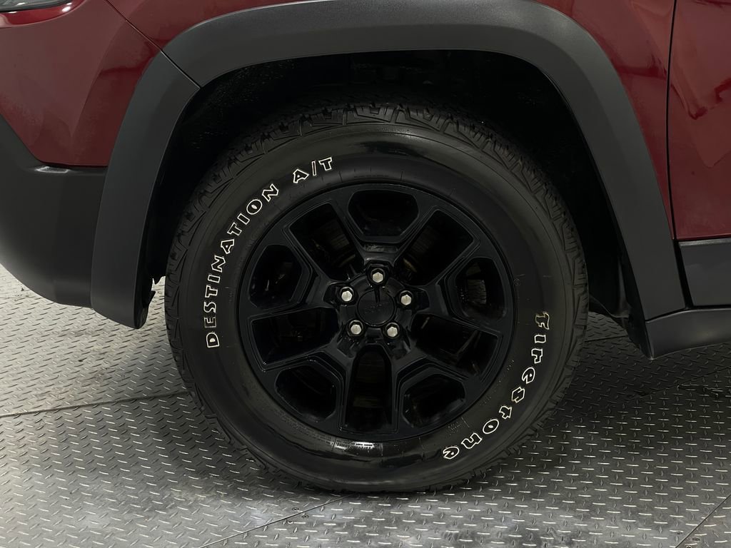 Used 2021 Jeep Cherokee Trailhawk w/ Trailer Tow Group image 35