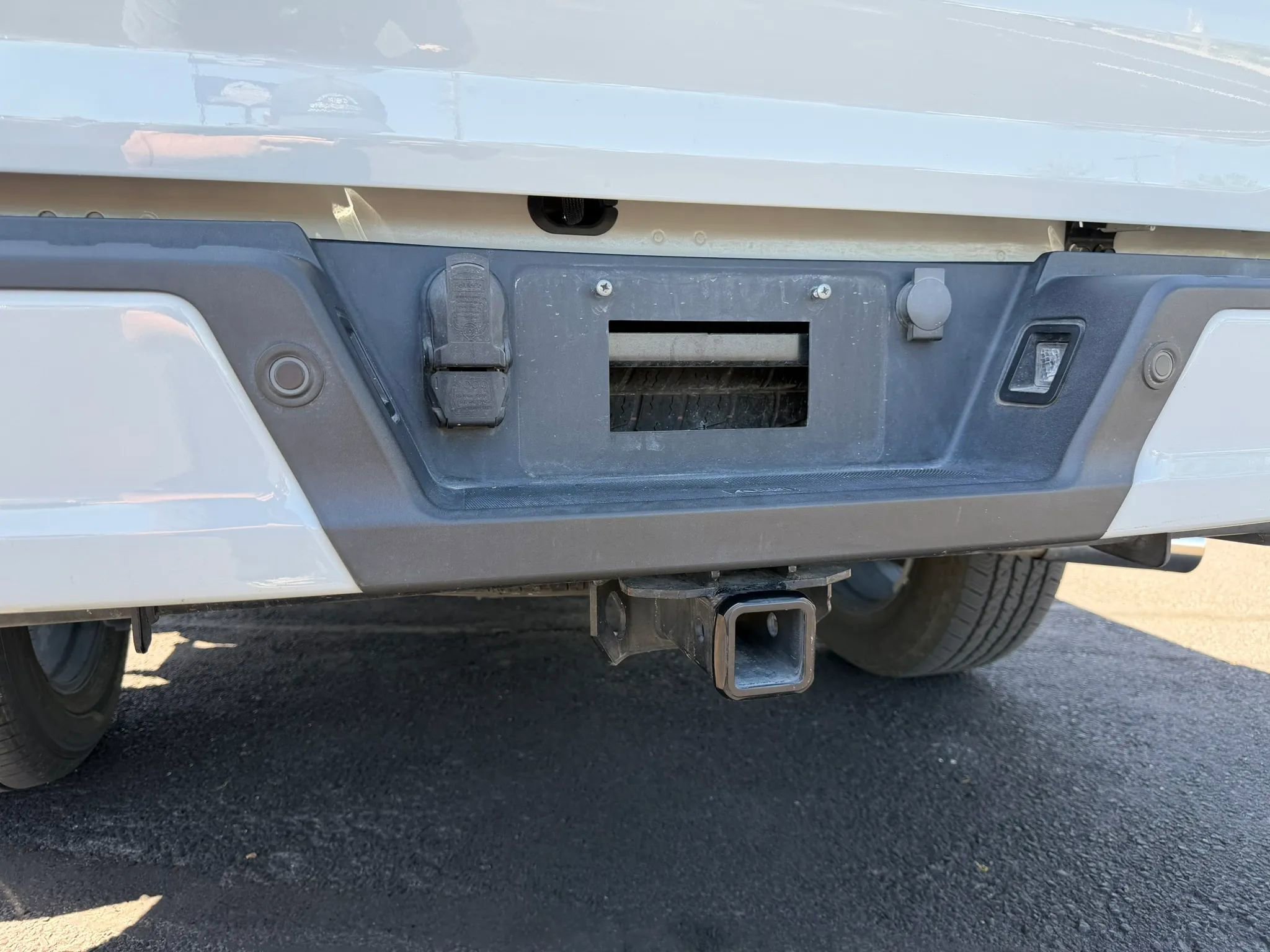 Used 2023 Ford F150 Lariat AWD/4WD image 10