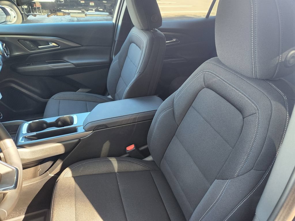 New 2026 Chevrolet Equinox EV LT FWD image 11