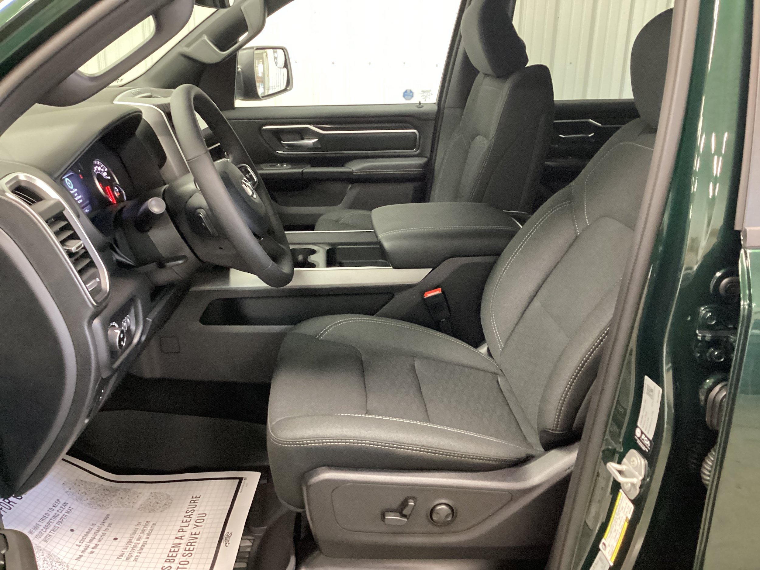 New 2027 RAM 1500 Big Horn AWD/4WD image 14