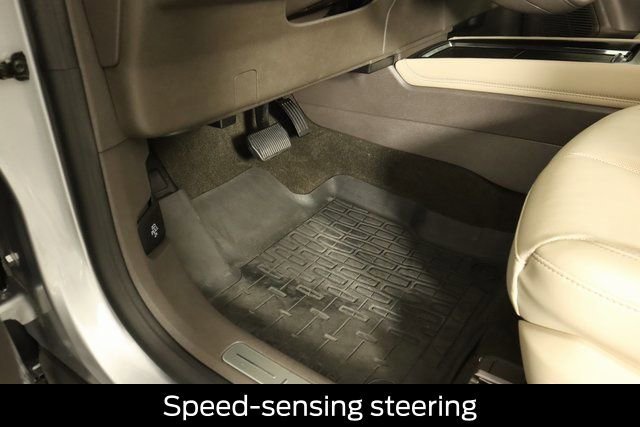 Used 2022 Lincoln Corsair AWD w/ Equipment Group 101A image 35