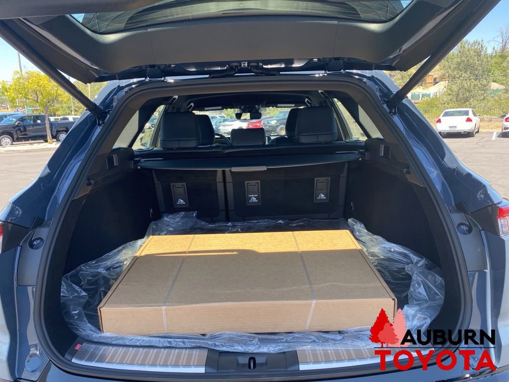 New 2026 Toyota Crown Signia AWD/4WD image 10