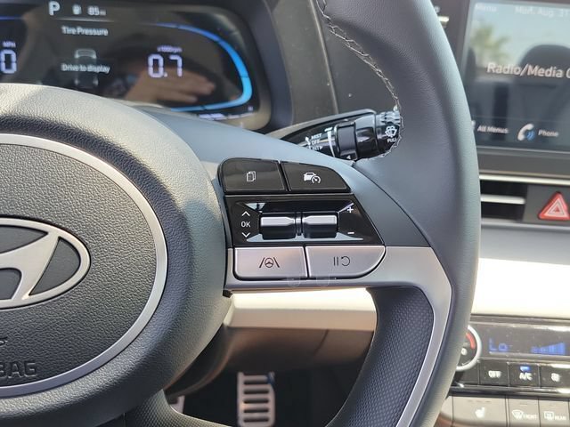 New 2026 Hyundai Elantra SEL Sport FWD image 8