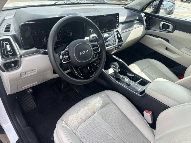 Used 2022 Kia Sorento S FWD image 23
