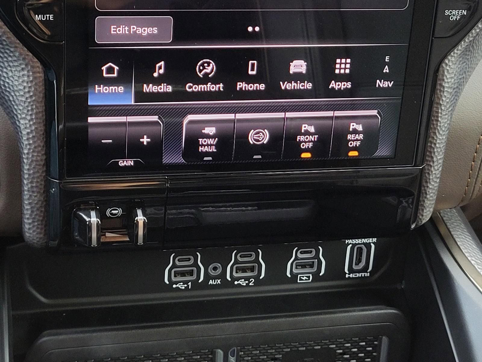 Used 2025 RAM 3500 Longhorn image 23