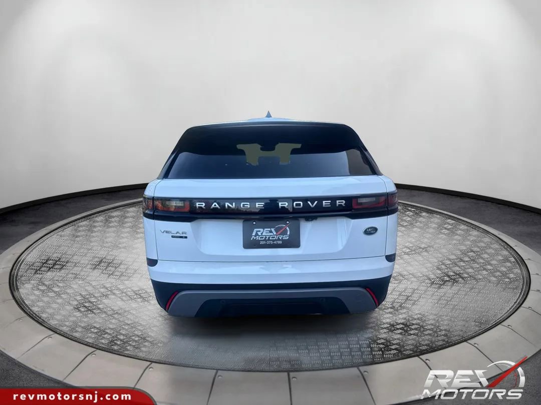Used 2020 Land Rover Range Rover Velar S image 4