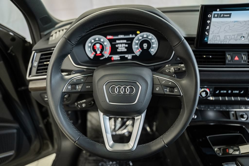 Used 2023 Audi Q5 2.0T Prestige w/ Prestige Package AWD/4WD image 27