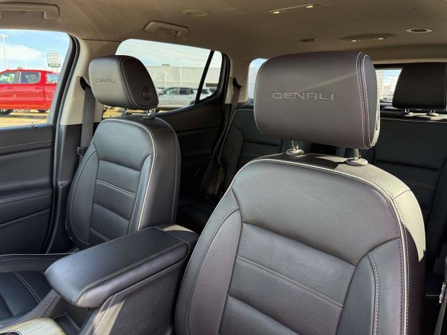 Used 2019 GMC Acadia Denali AWD/4WD image 14