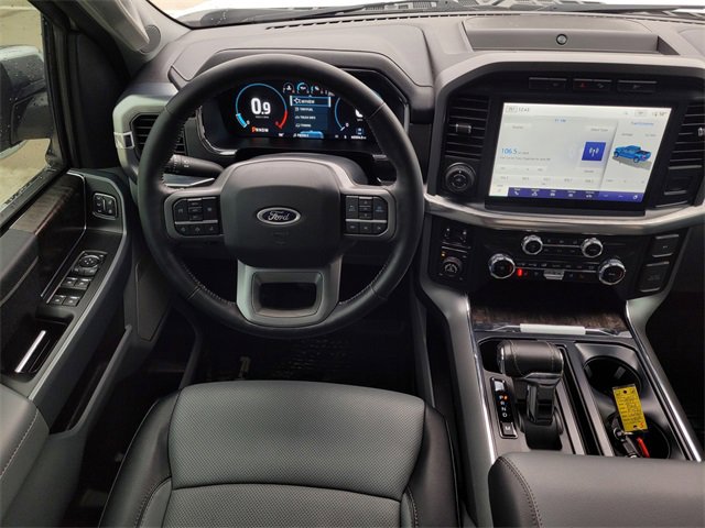 Used 2022 Ford F150 Lariat image 11