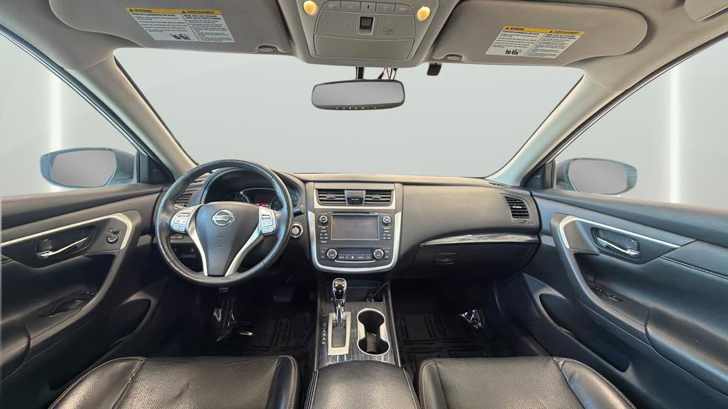 Used 2016 Nissan Altima 2.5 SL w/ 2.5 Technology w/LED Package image 14