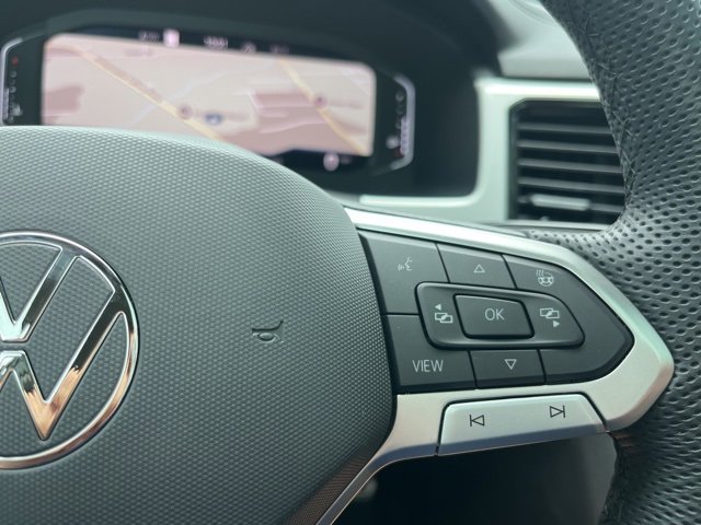 Used 2023 Volkswagen Atlas SEL Premium image 21