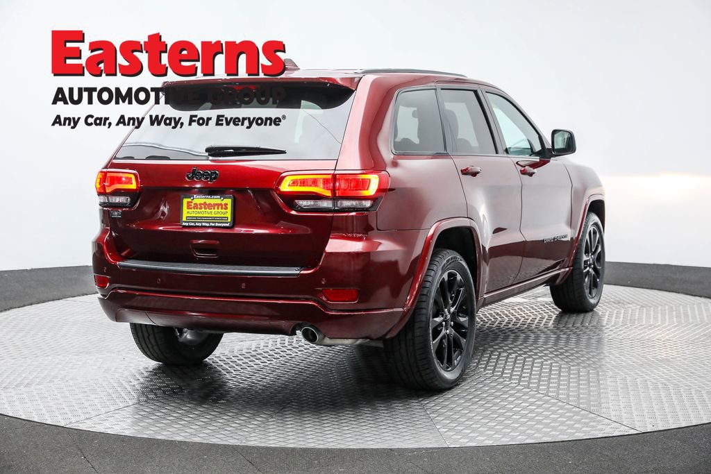 Used 2021 Jeep Grand Cherokee Laredo X image 5