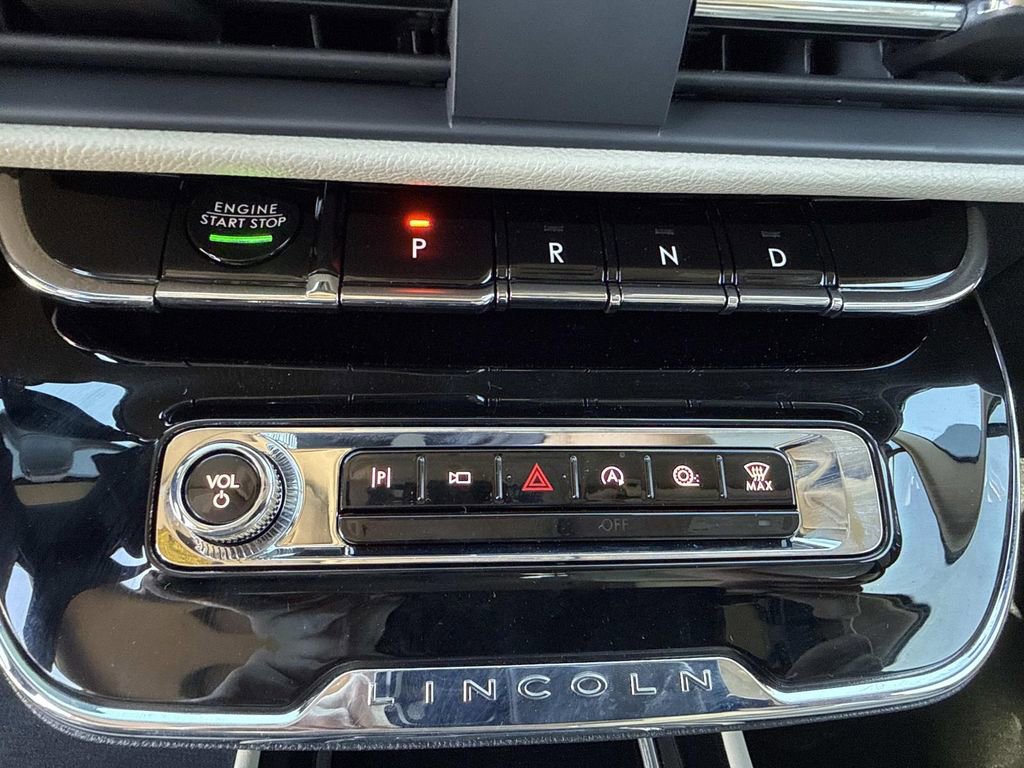 New 2026 Lincoln Corsair Premiere image 28