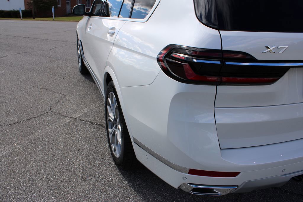 New 2026 BMW X7 xDrive40i image 44