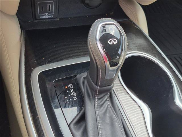 Used 2020 INFINITI QX60 Luxe w/ Essential Package FWD image 5