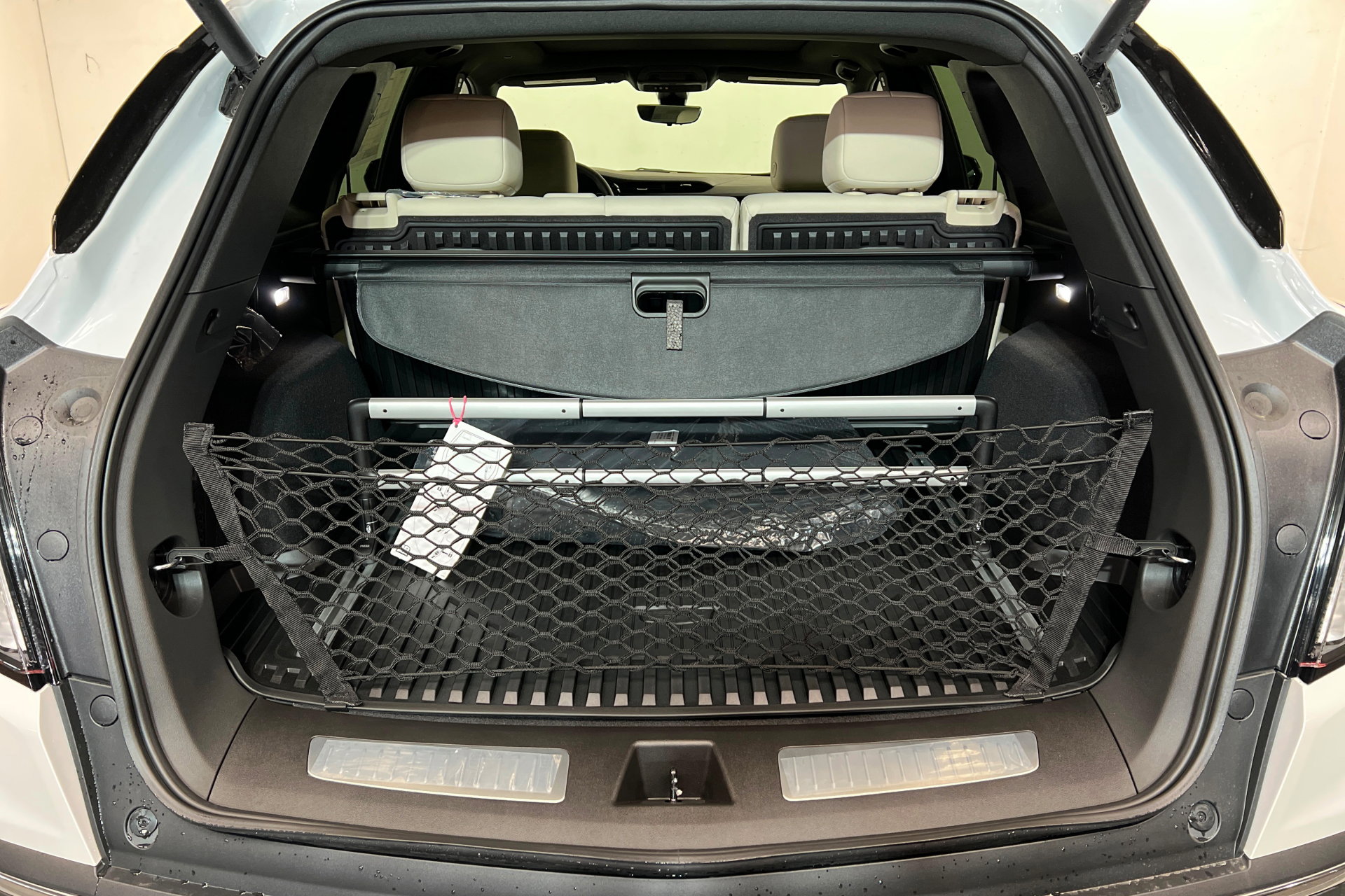 New 2026 Cadillac XT5 Sportv w/ LPO, Floor Liner Package AWD/4WD image 23