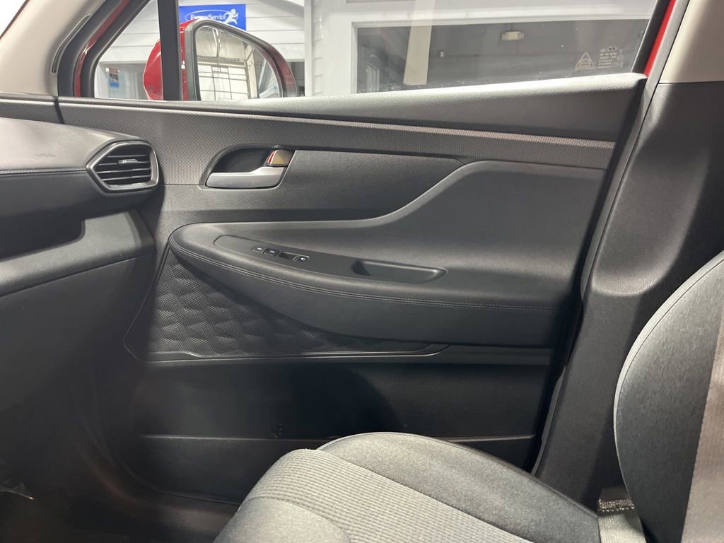 Used 2019 Hyundai Santa Fe SE AWD/4WD image 21