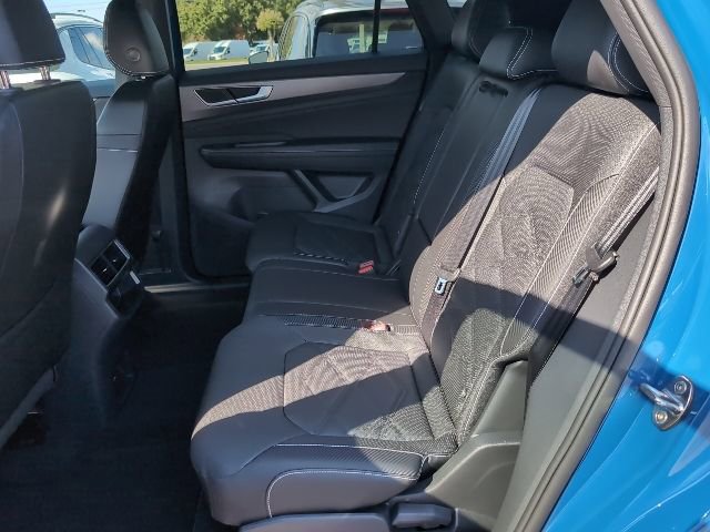 Used 2025 Volkswagen Atlas Cross Sport SE image 23