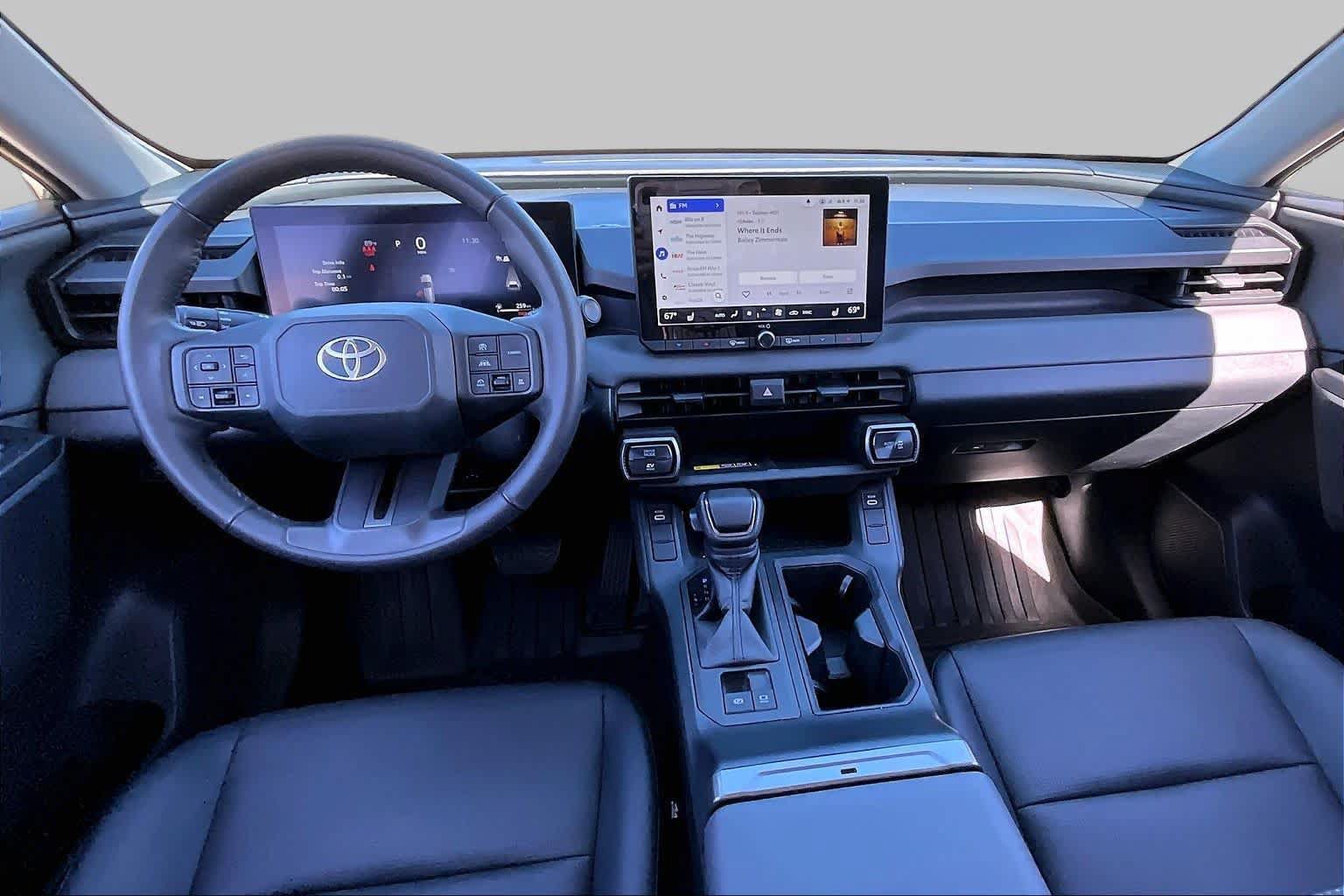 Used 2026 Toyota RAV4 XLE Premium FWD image 15