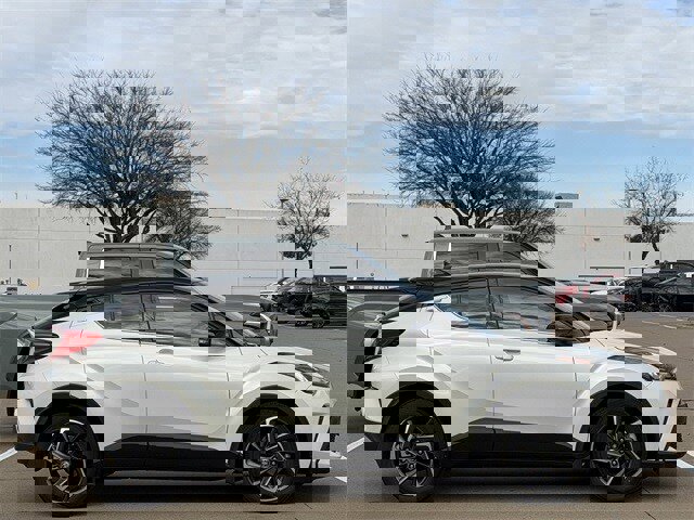 Certified 2021 Toyota C-HR Limited image 3